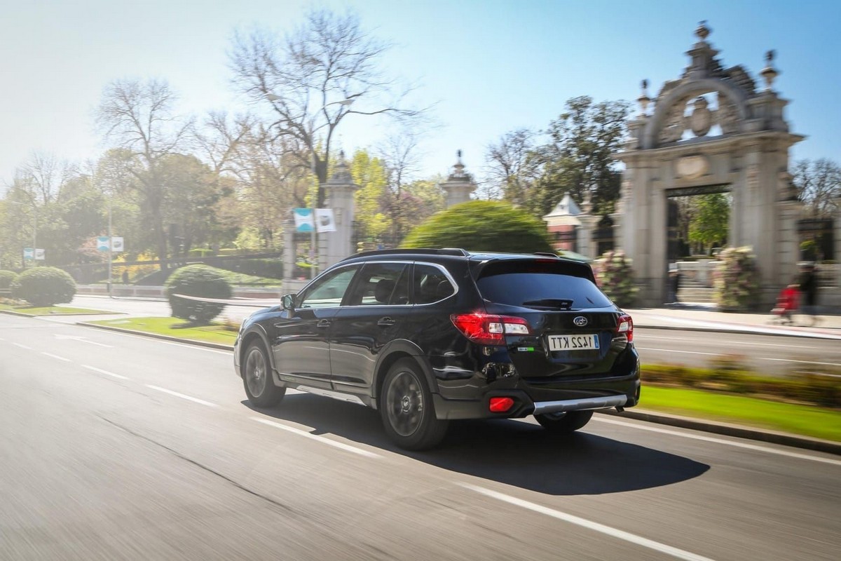 Mitsubishi eclipse cross black edition